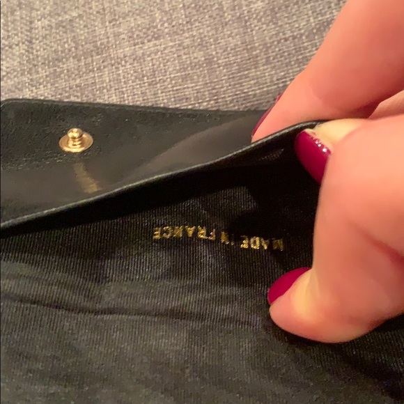 100% authentic Chanel caviar key case - Picture 5 of 7